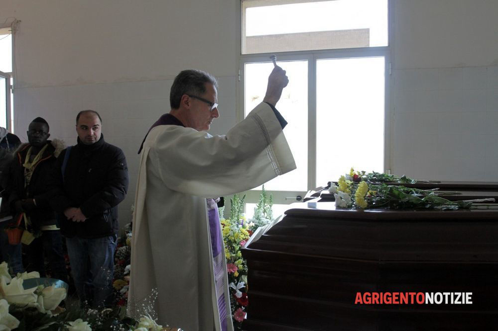 Tote Flüchtlinge Trauerfeier Tote Flüchtlinge