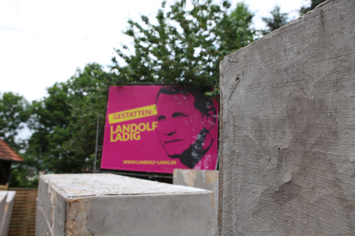 Landolf Ladig, NPD. höcke (bornhagen) mahnmal.