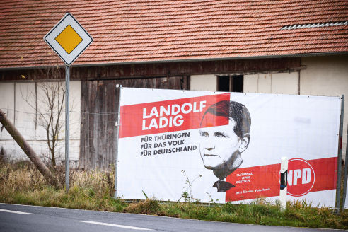 Landolf Ladig, NPD. höcke (bornhagen) mahnmal.