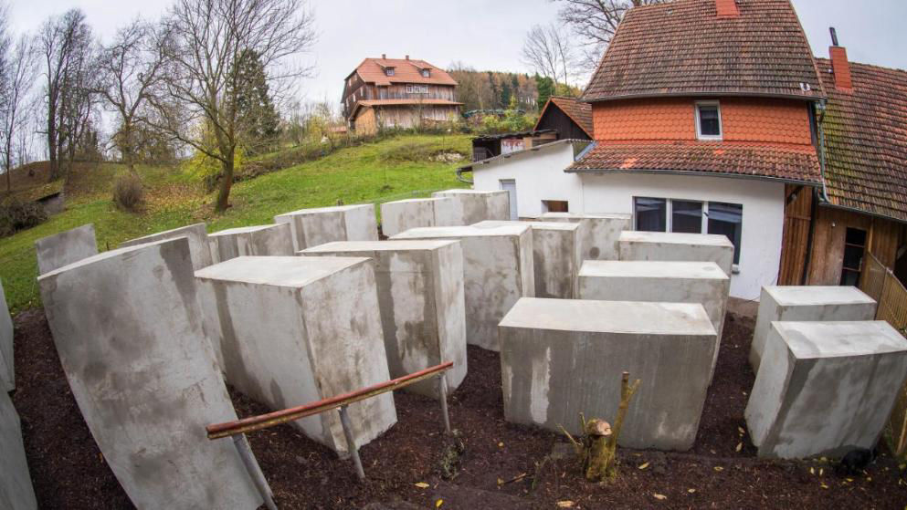 Aktionskunst: Holocaust Mahnmal Bornhagen Zentrum für Politische Schönheit